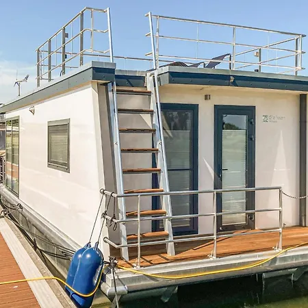 Botel Gorgeous Ship In With House Sea View Nieuwpoort